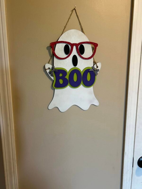 Ghost with glasses Halloween door hanger - Image 3