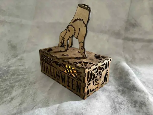 Addam's Family "Thing" Halloween light up box - Image 3