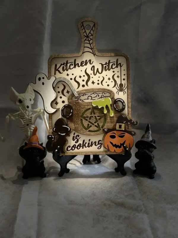 Kitchen witch cutting board - Image 5