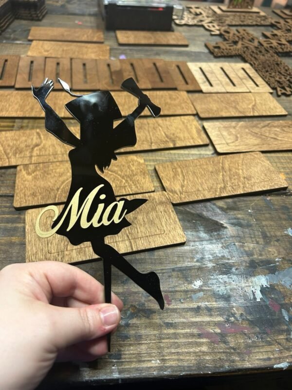 Acrylic cake topper - Image 2
