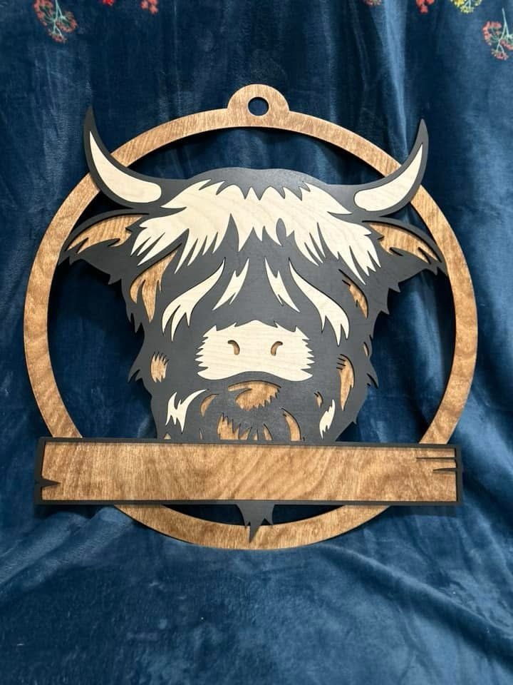 Customizable Highland cow door hanger